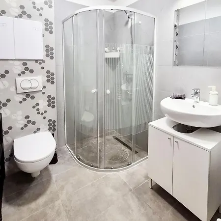 Roth 502 * Budapest